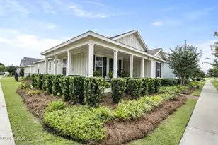 1717 Discovery Loop, Panama City, FL 32405 - Photo 1