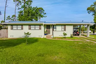 1402 Palm Blvd, Port Saint Joe, FL 32456 - Photo 1