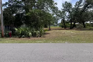 20 S Wood Ave, Panama City, FL 32404 - Photo 1