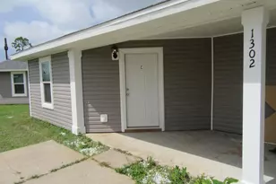 1302 Grace Ave, Panama City, FL 32401 - Photo 1