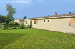 711 Sanders Ln, Panama City, FL 32401 - Photo 1