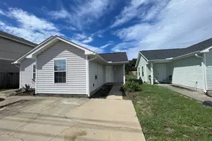 7106 N Lagoon Dr, Panama City, FL 32408 - Photo 1