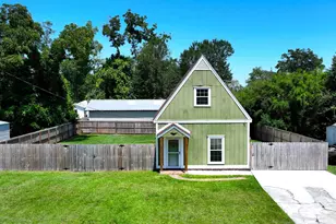 4376 Wilton St, Marianna, FL 32446 - Photo 1