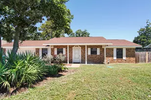 807 White Oak Ct, Panama City, FL 32408 - Photo 1