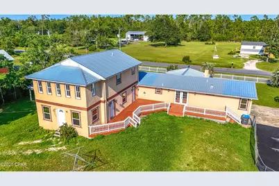 8635 E Bayhead Court, Youngstown, FL 32466 - Photo 1