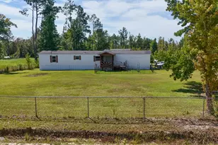 12214 Jackson Rd, Fountain, FL 32438 - Photo 1