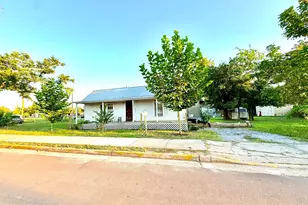 2810 E 2 Nd Ct, Panama City, FL 32401 - Photo 1