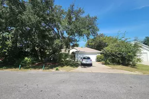 4652 Delwood Park Park, Panama City, FL 32408 - Photo 1