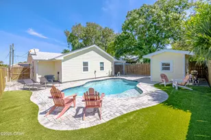 123 Oleander Cir, Panama City Beach, FL 32413 - Photo 1