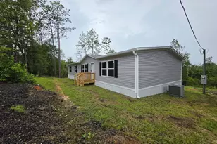 1065 Highlands Cir, Alford, FL 32420 - Photo 1