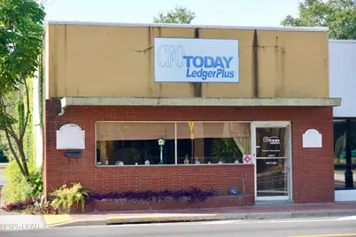 201 W Washington Street, Chattahoochee, FL 32324 - Photo 1