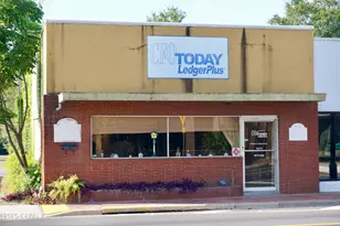 201 W Washington St, Chattahoochee, FL 32324 - Photo 1