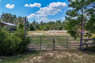 17485 Woodland Ave, Fountain, FL 32438 - Photo 1