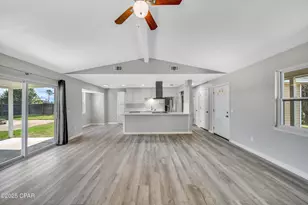 1211 Tammy Ln, Panama City, FL 32404 - Photo 1