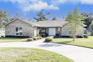 1301 New Hampshire Ave, Lynn Haven, FL 32444 - Photo 1