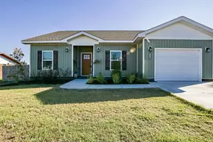 5122 Hickory St, Panama City, FL 32404 - Photo 1