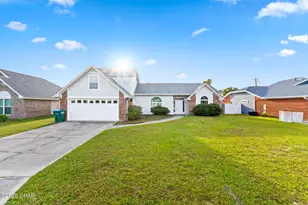 508 Tracey Dr, Panama City, FL 32404 - Photo 1