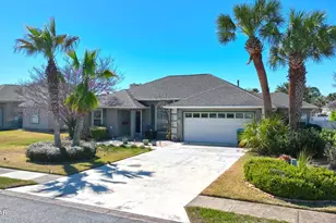 112 Leeward Way, Panama City Beach, FL 32413 - Photo 1