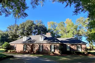 4620 Oakwood Dr, Marianna, FL 32446 - Photo 1