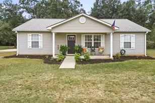 17730 NW Cardinal Dr, Blountstown, FL 32424 - Photo 1