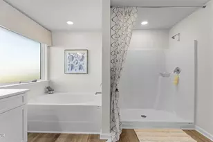 8395 Pk Pl Dr, Panama City, FL 32404 - Photo 29