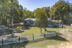 3939 Anders Rd, Caryville, FL 32427 - Photo 1