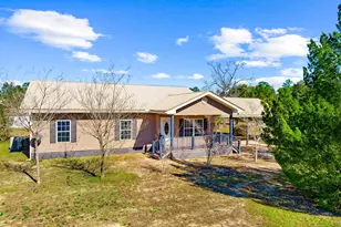 492 Buckhorn Blvd, Chipley, FL 32428 - Photo 1