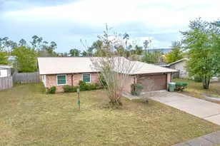 2017 Pattho Ln, Lynn Haven, FL 32444 - Photo 1