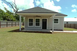 308 E 8th St, Panama City, FL 32401 - Photo 1