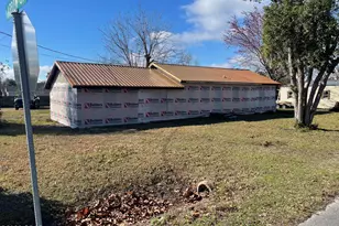 5012 Lake Dr, Panama City, FL 32404 - Photo 1