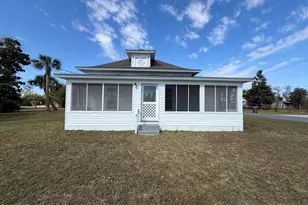 1002 Indiana Ave, Lynn Haven, FL 32444 - Photo 1