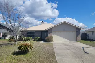 2406 Maple Ct, Panama City, FL 32404 - Photo 1