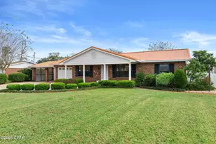 811 S Highline Dr, Panama City, FL 32404 - Photo 1