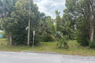 710 E 8th St, Panama City, FL 32401 - Photo 1