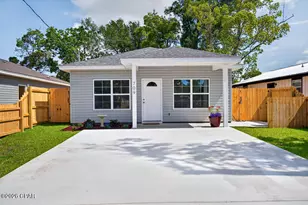 709 E 10th Ct, Panama City, FL 32401 - Photo 1