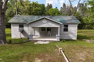 402 Hatcher Dr, Bonifay, FL 32425 - Photo 1