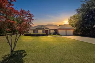 4629 Hillcrest Dr, Marianna, FL 32446 - Photo 1