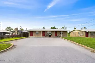 6521 Chipewa St, Panama City, FL 32404 - Photo 1