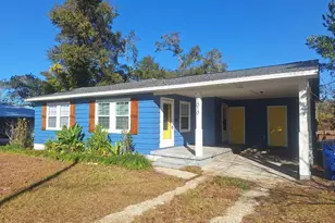 1010 W 12th Ct, Panama City, FL 32401 - Photo 1