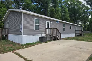 916 N Lloyd St, Crestview, FL 32536 - Photo 1