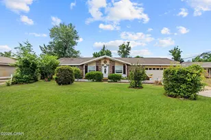 1017 W 28th Pl, Panama City, FL 32405 - Photo 1