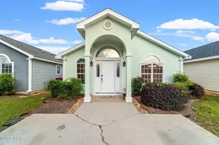 212 Seahorse Wy, Panama City, FL 32407 - Photo 1
