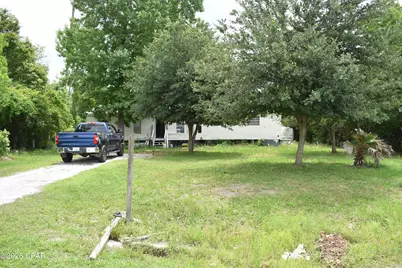 9212 Doe Circle, Southport, FL 32409 - Photo 1