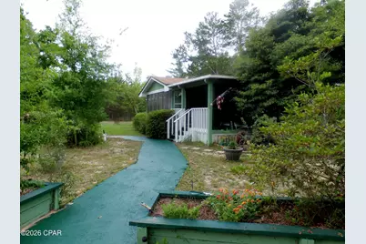 128 Joseph Circle, Southport, FL 32409 - Photo 1
