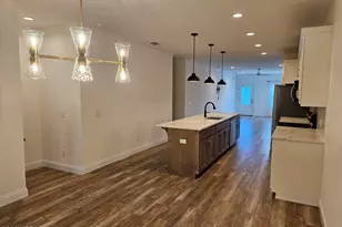 530 E 5th Ct, Panama City, FL 32401 - Photo 1