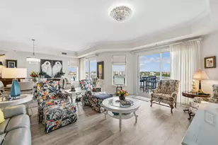 725 Gulf Shore Dr, Destin, FL 32541 - Photo 1