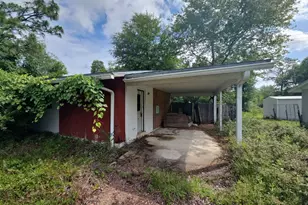 1732 Salem Dr, Chipley, FL 32428 - Photo 1