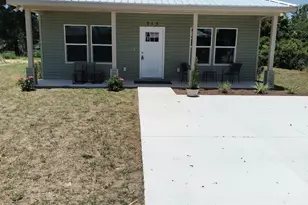 715 Cactus Ave, Panama City, FL 32401 - Photo 1