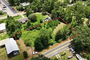 450 Henry Ave, Wewahitchka, FL 32465 - Photo 1
