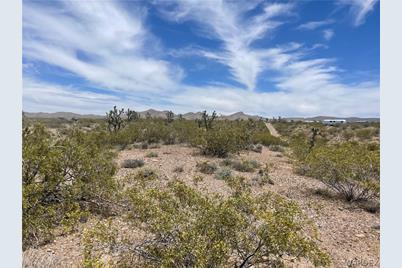 8849 W Wildhorse Drive, White Hills, AZ 86445 - Photo 1